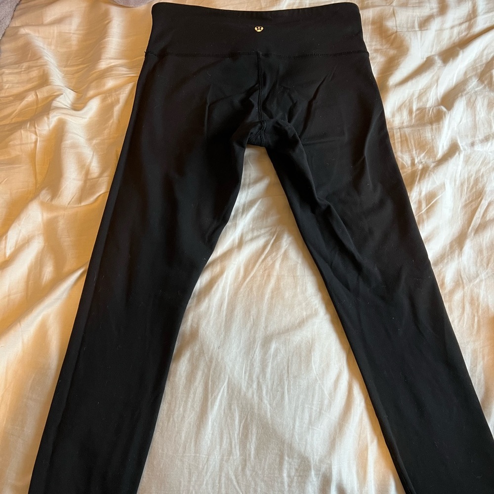 Lulu Lemon Wunder Under Leggings full length size 6 black